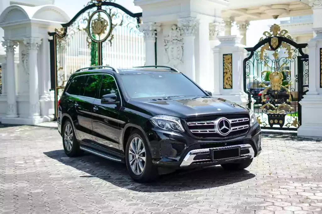 Mercedes-Benz GLS 450 SUV for Bali airport transfers